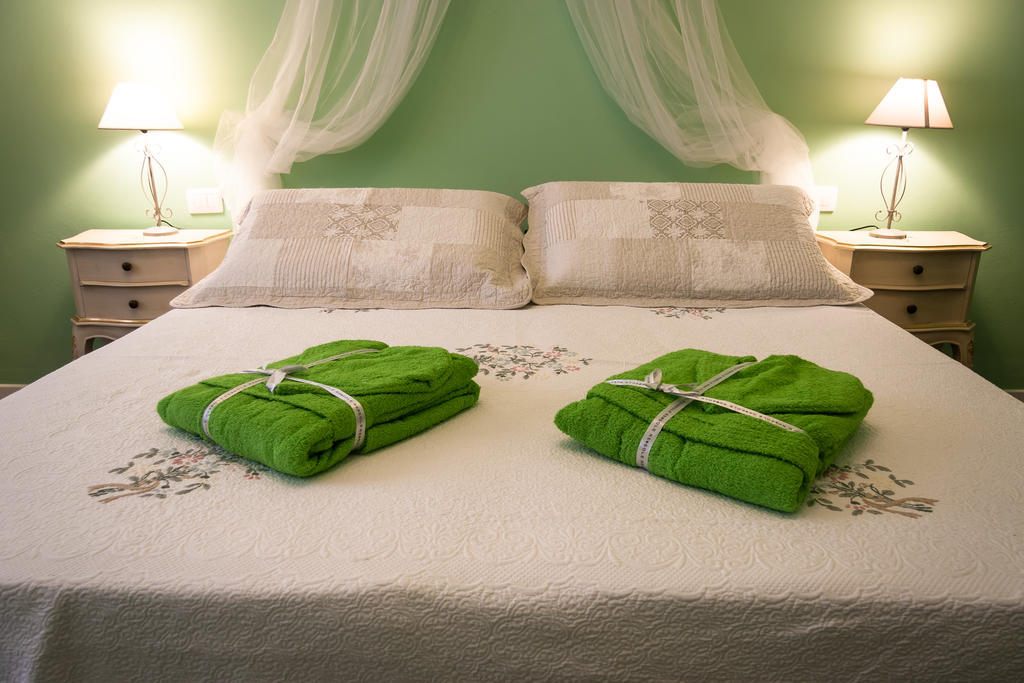 Bric A Brac Bed & Breakfast ฟลอเรนซ์ ภายนอก รูปภาพ